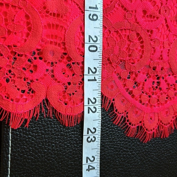 Lilly Pulitzer Averi Lace Top Ruby Red Two Tone Carnival Lace Shirt Sz S - Picture 16 of 16